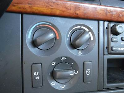 Volvo VNL Heater / AC Temp Control