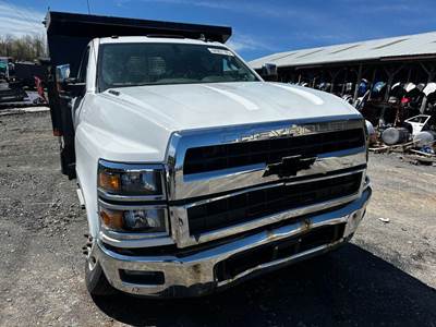 Chevrolet C5500 Hood Hinge for a GMC C5500
