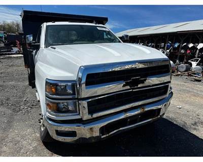 Chevrolet C5500 Hood Hinge for a GMC C5500