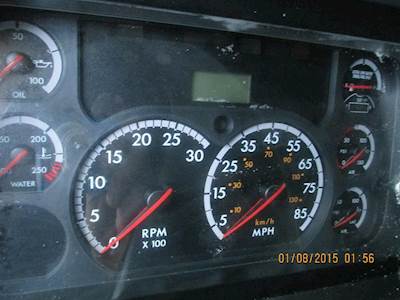Freightliner Cascadia Instrument Panel Cluster