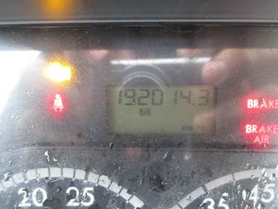 Freightliner Cascadia Instrument Panel Cluster for a Freightliner CASCADIA 125