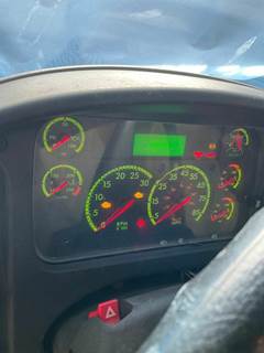 Freightliner M2 106 Instrument Panel Cluster