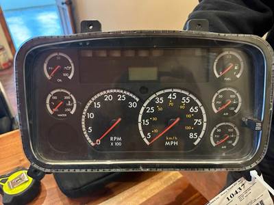 Freightliner M2 106 Instrument Panel Cluster