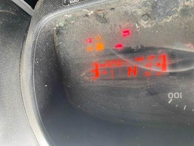 Hino 195 Instrument Panel Cluster