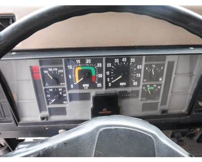 International 4600 Instrument Panel Cluster