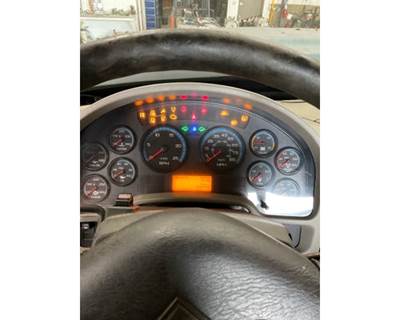 International 7600 Instrument Panel Cluster