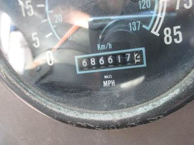 International 9300 Instrument Panel Cluster