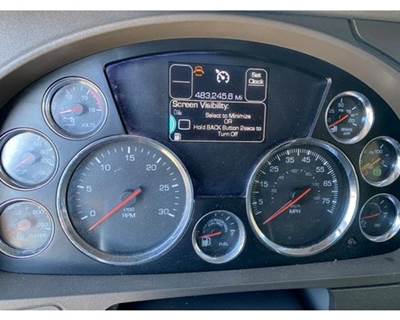 Kenworth T680 Instrument Panel Cluster