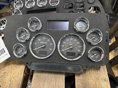 Peterbilt 389 Instrument Panel Cluster