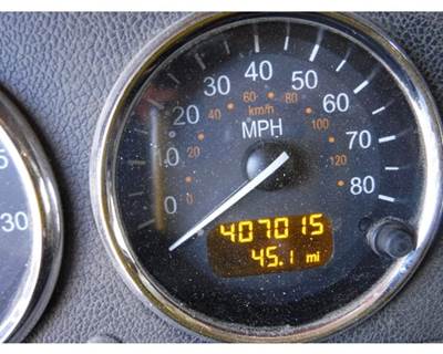 Peterbilt 579 Instrument Panel Cluster for a Peterbilt 587