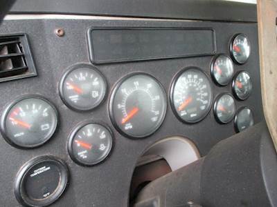 Western Star 4900SA Instrument Panel Cluster for a Western Star Trucks 4900 SA