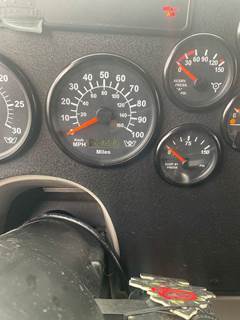Western Star 4900SA Instrument Panel Cluster for a Western Star Trucks 4900 SA