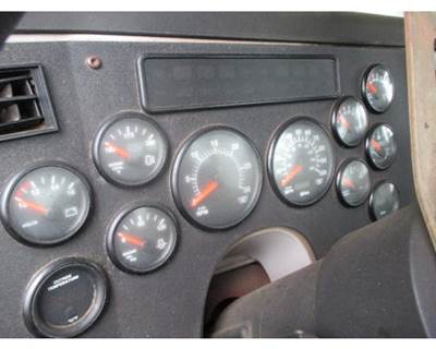 Western Star 4900SA Instrument Panel Cluster for a Western Star Trucks 4900 SA