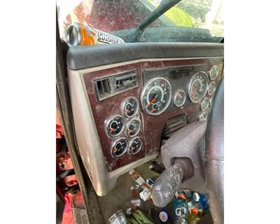 Western Star 5700 XE Instrument Panel Cluster for a Western Star Trucks 5700XE