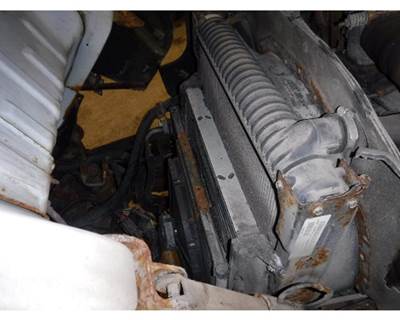 Ford LCF 450 Charge Air Cooler (ATAAC)