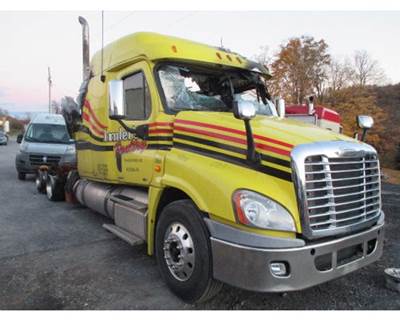 Freightliner Cascadia Front Leaf Spring