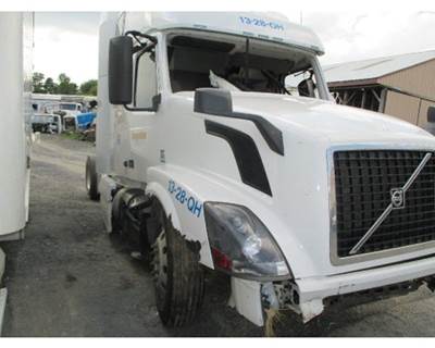 Volvo VNL Front Leaf Spring