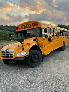 Blue Bird ALL AMERICAN Truck