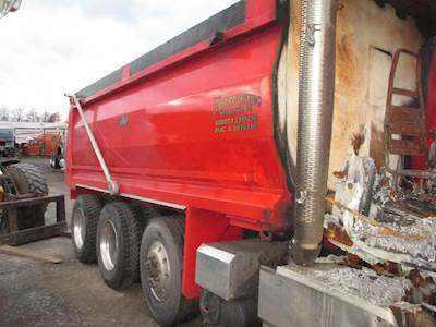 Caterpillar CT660 Truck