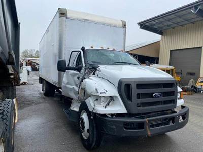 Ford F-750 Truck