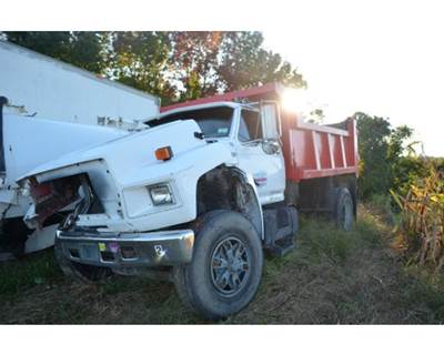 Ford F-800 Truck