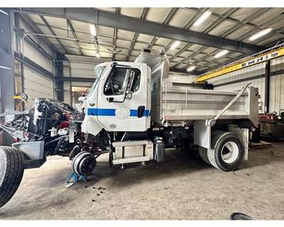 Freightliner 108SD Truck