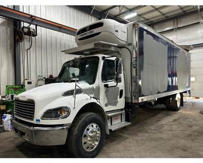 Freightliner M2 106 Truck