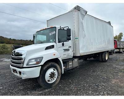 Hino 268 Truck