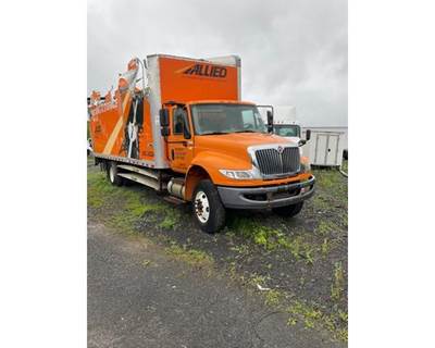 International 4300 Truck