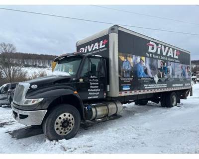 International 4300 Truck