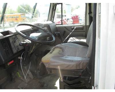 International 4900 Truck