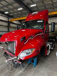 International LT625 Truck