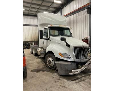 International LT625 Truck