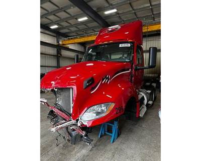 International LT625 Truck