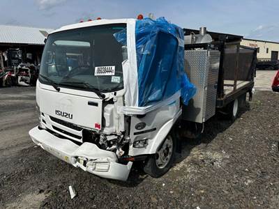 Isuzu NQR Truck