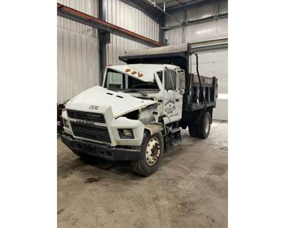 Mack CS300P Truck