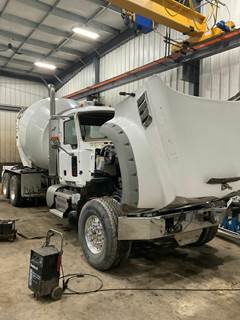 Mack Granite GU713 Truck