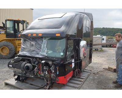 Mack Vision CX613 Truck