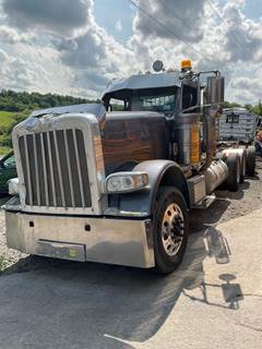 Peterbilt 389 Truck