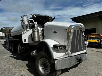 Peterbilt 389 Truck