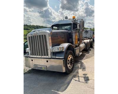 Peterbilt 389 Truck