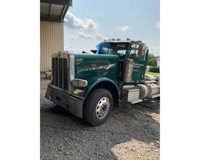 Peterbilt 389 Truck
