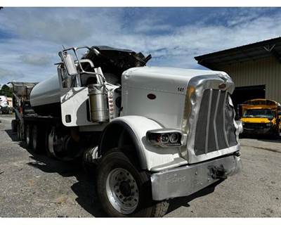 Peterbilt 389 Truck