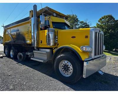 Peterbilt 389 Truck