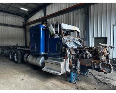 Peterbilt 389 Truck