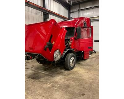 Volvo VNL Truck