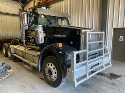 Western Star 4900FA Truck