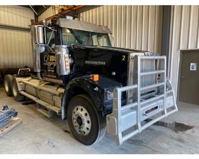 Western Star 4900FA Truck