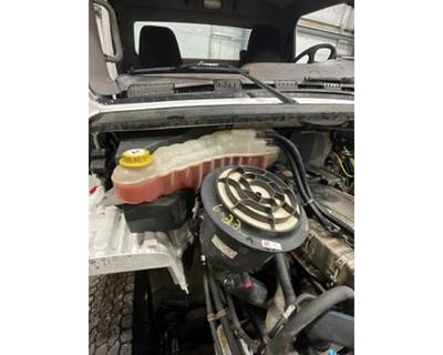 Freightliner M2 106 Radiator Overflow Bottle / Surge Tank
