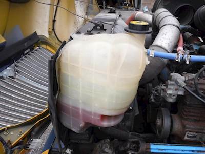 International 4200 Radiator Overflow Bottle / Surge Tank